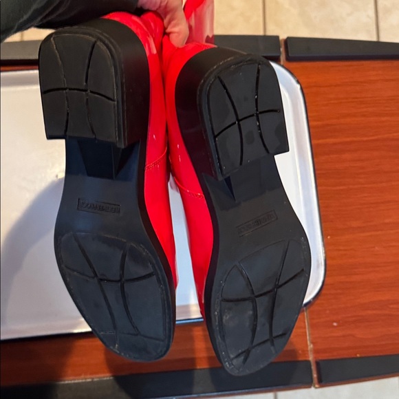 Weatherproof Red Heeled Boots - Picture 16 of 16